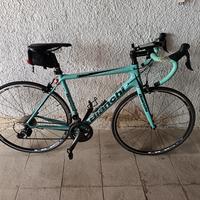 Bici da corsa Bianchi Intrepida