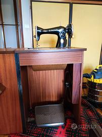 Macchina da cucire Singer 100 anniversario