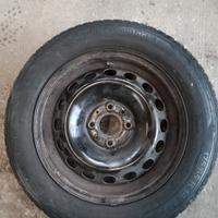 Gomme auto estive