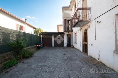 VILLA A SCHIERA A NOVI DI MODENA