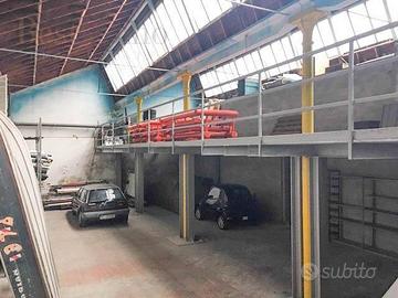 Immobile di 325 m² a Como