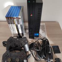 Console Playstation 2 più 6 giochi 