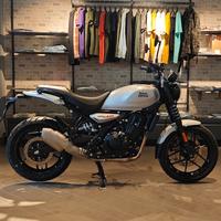 Royal Enfield Guerrilla 450 Analogue base