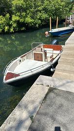 Barca open 6,5 metri con motore