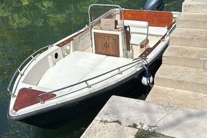 Barca open 6,5 metri con motore