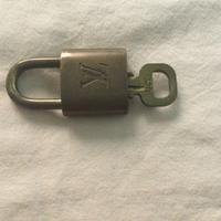 LOUIS VUITTON lucchetto originale