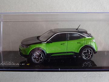 Opel Mokka 1/43 nuovo e sigillato, verde e nero