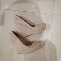 scarpe tra beige e rosa cipria 