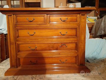 Mobile comò completo di specchio