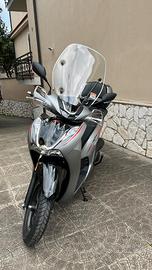 Scooter SH 350 Honda modello sport