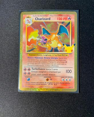 Charizard del 30th anniversary dei Pokémon