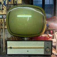 Televisore vintage Philco Predicta