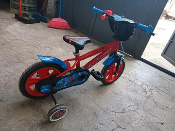bicicletta bambini 4/5 anni.
