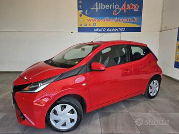 Toyota Aygo 5 Porte Aygo 5p 1.0 x-play my15