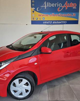 Toyota Aygo 5 Porte Aygo 5p 1.0 x-play my15