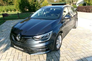 RENAULT Megane Mégane Sporter Blue dCi 115 CV ED