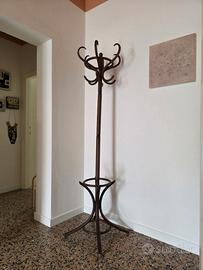 Attaccapanni in legno curvato