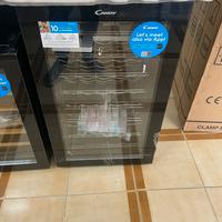 Cantina vino nuove con piccoli difetti estetici