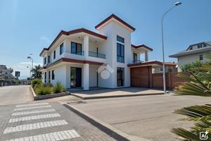 BIFAMILIARE A CASTELLALTO