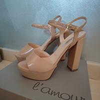 Scarpa donna con zeppa