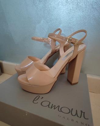 Scarpa donna con zeppa
