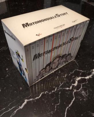 16 DVD  moto GP mondiale Valentino Rossi e altri