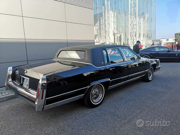 Cadillac Fleetwood Brougham d'elegance