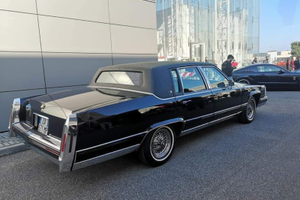 Cadillac Fleetwood Brougham d'elegance