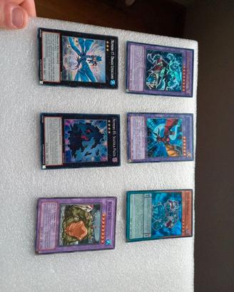 Lotto carte Yu-Gi-Oh diverse rarità vintage semi v
