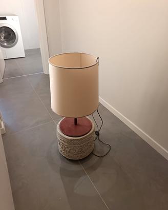 Lampada da tavolo vintage con base in pietra