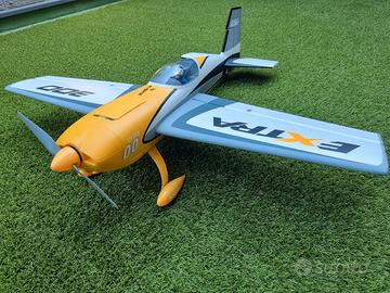 aeromodello 3d extra 300 eflite 