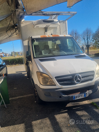 Mercedes sprinter