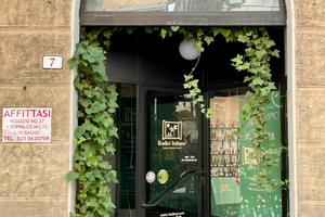 Locale rinnovato in via della Madonna, 7