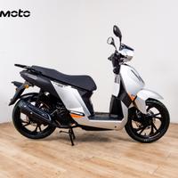 PEUGEOT TWEET 200 FL GT - 2026