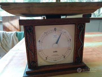 bilancia in legno