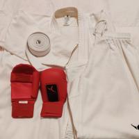 KIMONO karate e guantini Domyos