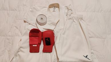 KIMONO karate e guantini Domyos