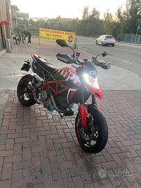 Hypermotard 950