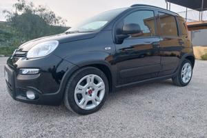 Fiat Panda benzina anno 2023 km 20.000