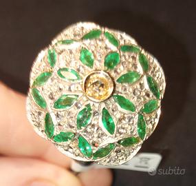 Anello Argento Art Decò. Brillanti, mini smeraldi.