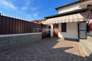 Villa a schiera su più livelli con mansarda!