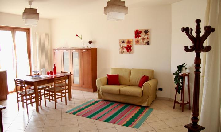 Casa dei Fiori - a 5 minuti a piedi dal mare