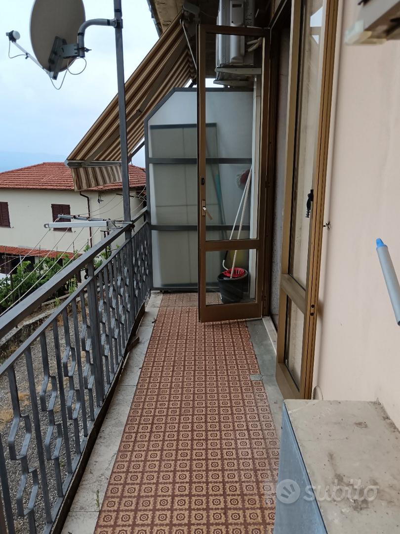 Casa con giardino e cantina - Vista 2