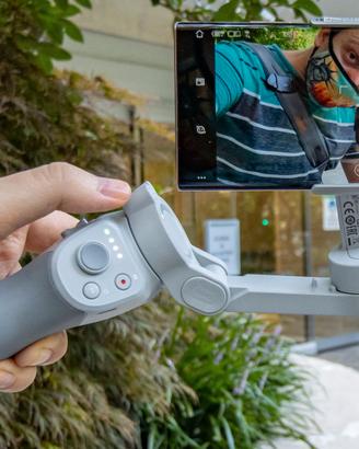 Stabilizzatore DJI Osmo Mobile 4 a 3 Assi !!