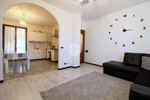 CASA SEMINDIPENDENTE A SOMMARIVA PERNO