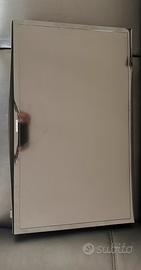 Televisore a colori 28”