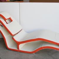 2 CHAISE LONGUE IN VERA PELLE BIANCA e ARANCIONE