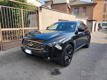 Infiniti FX 30d S