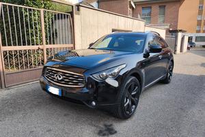 Infiniti FX 30d S