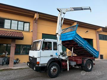 Iveco 175.24 con gru e ribaltabile